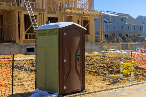 Best Porta potty cleaning services  in Ashwaubenon, WI