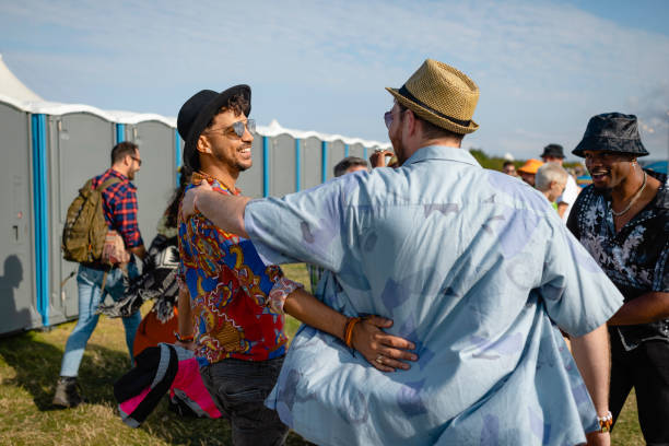 Best Portable restroom trailer rental  in Ashwaubenon, WI
