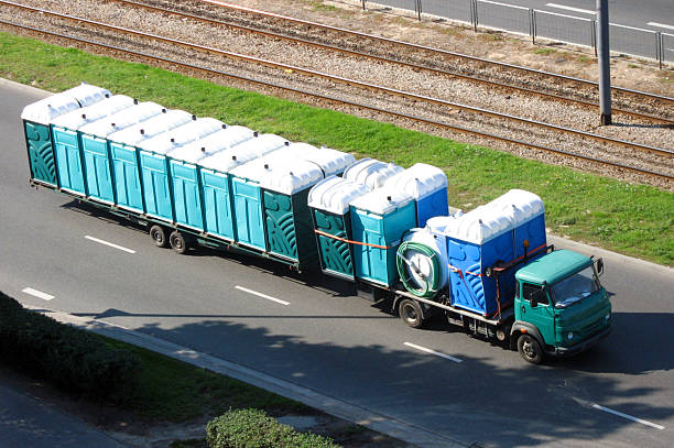 Best Porta potty delivery and setup  in Ashwaubenon, WI